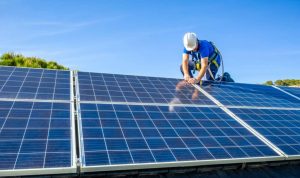 Installation et mise en production des panneaux solaires photovoltaïques à Jarnac